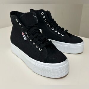 Men’s 7 Women’s 8.5 Superga Platform High Top Vulcanized Natural Rubber Sneakers